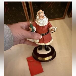 Duncan Royale "Soda Pop  Santa" W/Wooden Base History Of Santa 2nd Edition